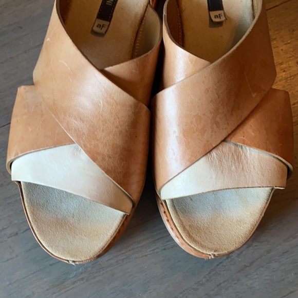 Alberto Fermani brown leather slip on sandals 38 - Picture 5 of 8